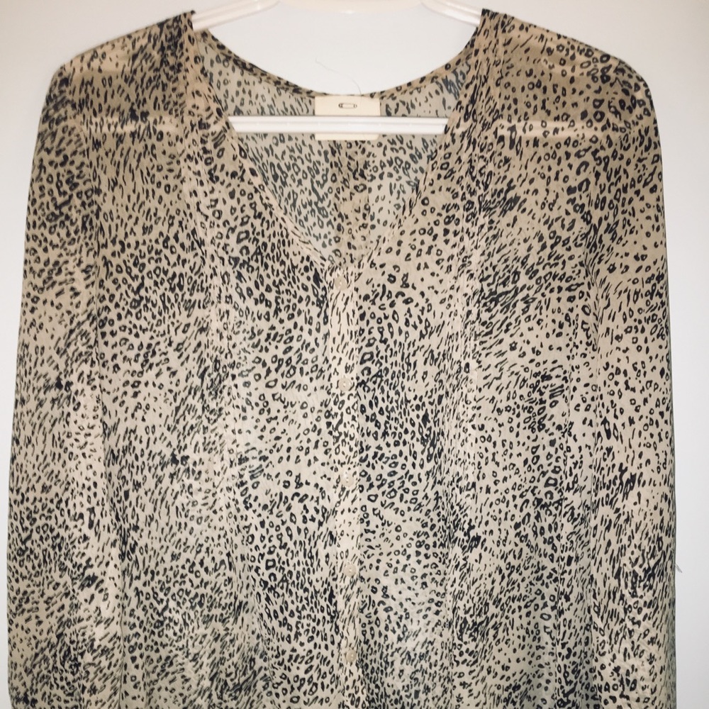 ONE OF A KIND (RARE) Cheetah Print Flowy Shirt
